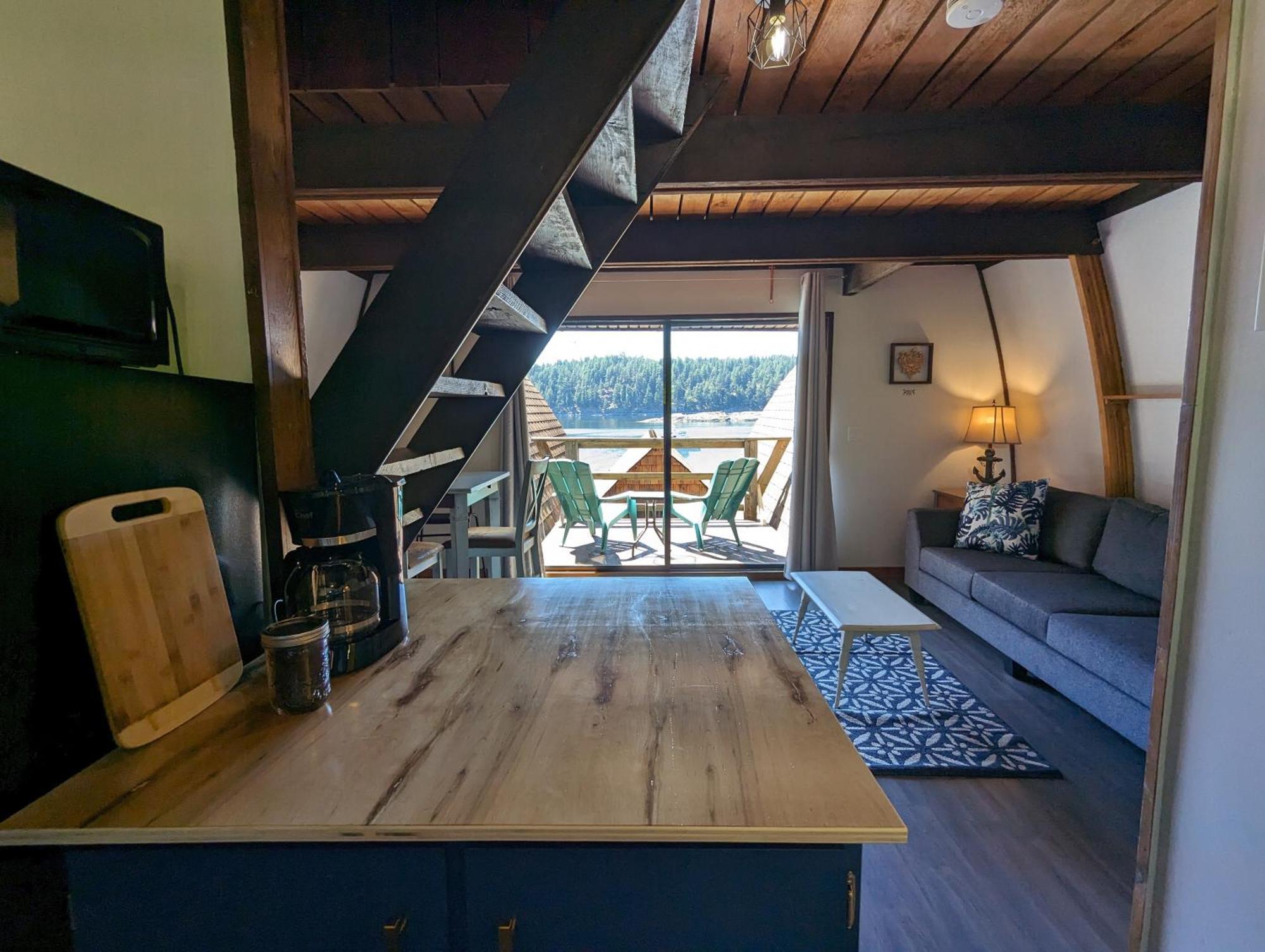 Jade Resort-Oceanfront Suites In Gowlland Harbour Heriot Bay Dış mekan fotoğraf