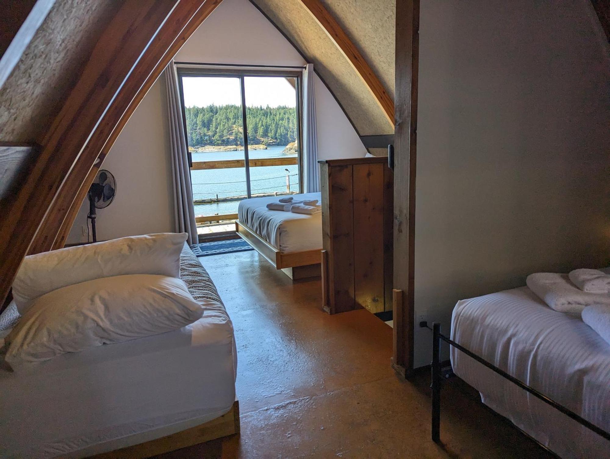 Jade Resort-Oceanfront Suites In Gowlland Harbour Heriot Bay Dış mekan fotoğraf
