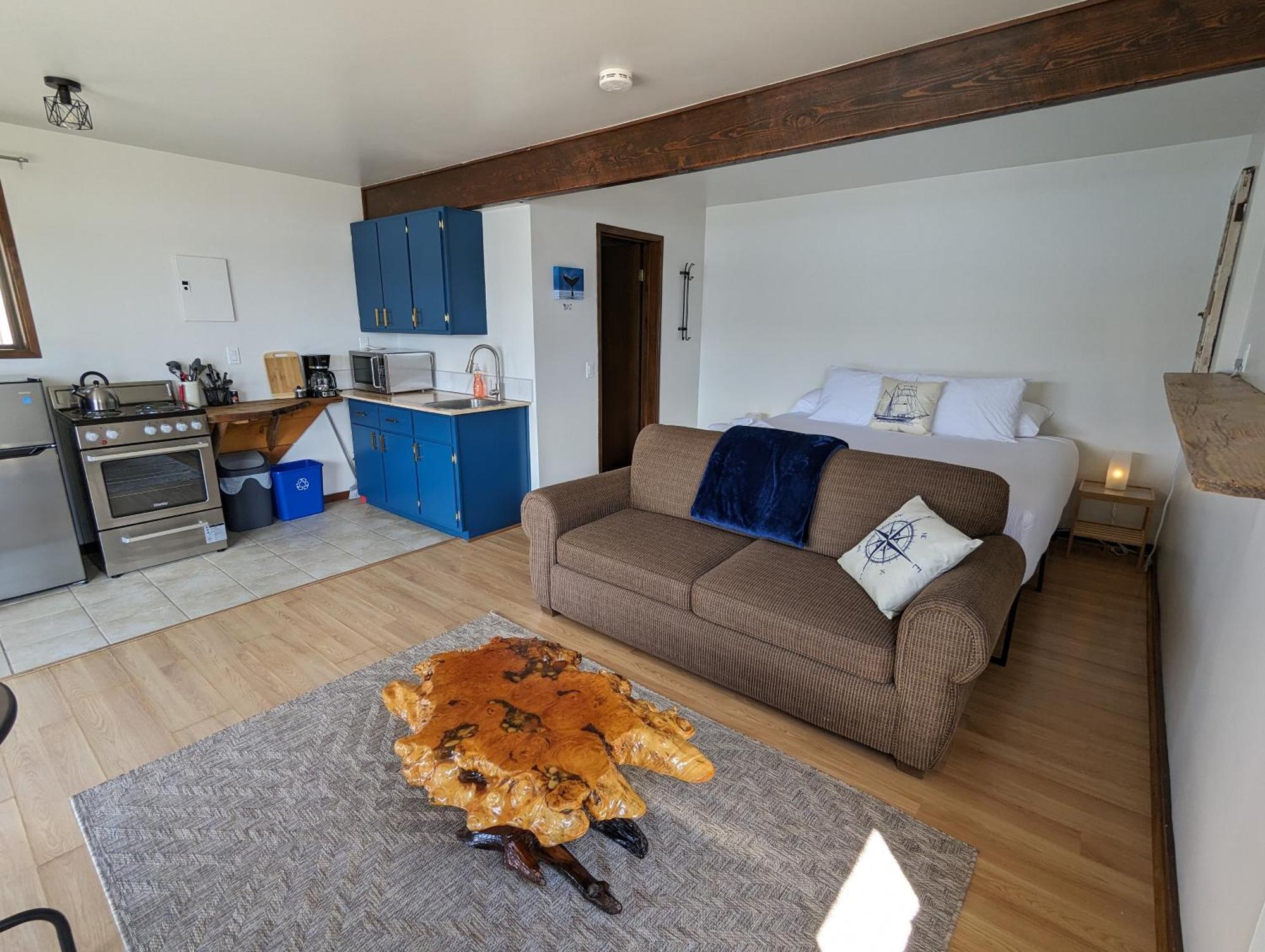 Jade Resort-Oceanfront Suites In Gowlland Harbour Heriot Bay Dış mekan fotoğraf