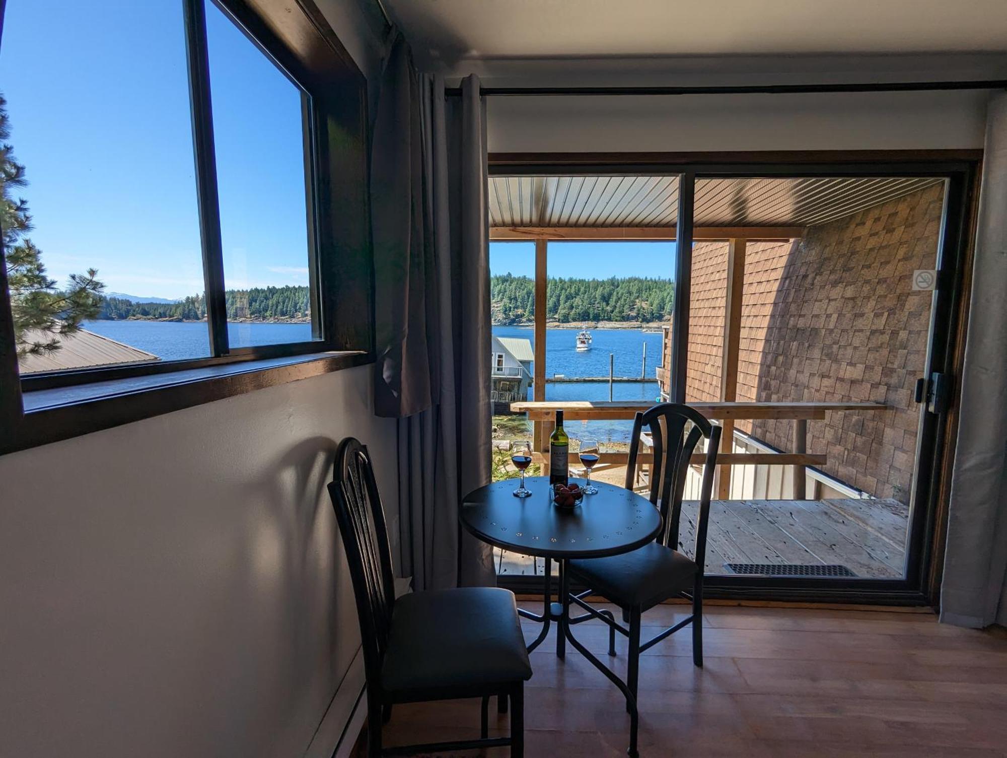 Jade Resort-Oceanfront Suites In Gowlland Harbour Heriot Bay Dış mekan fotoğraf