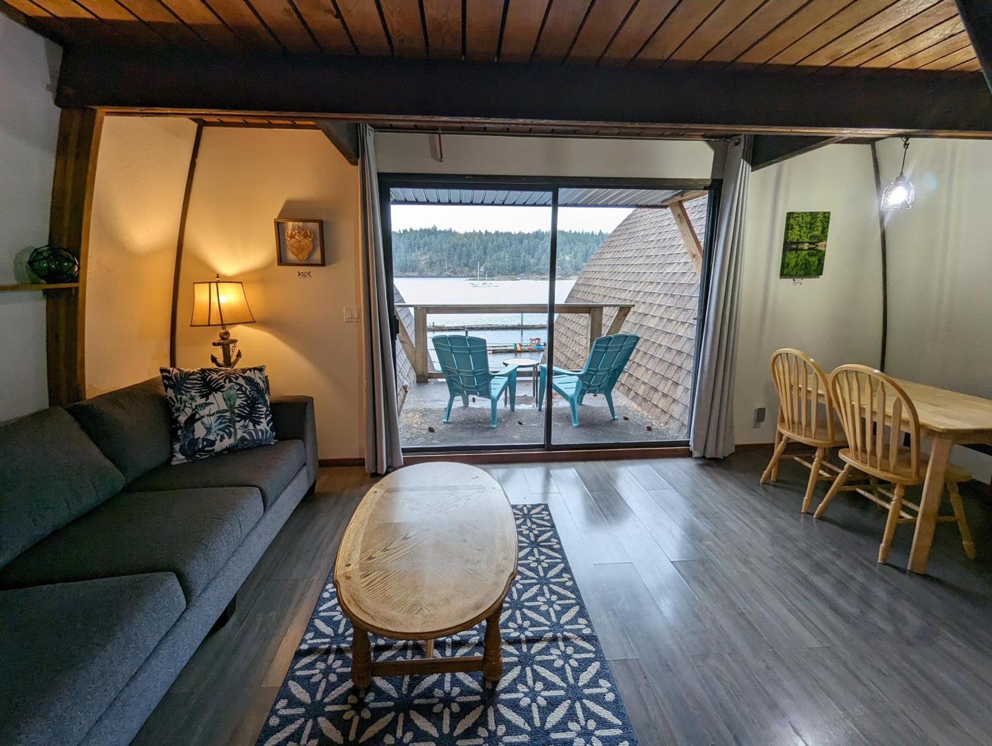 Jade Resort-Oceanfront Suites In Gowlland Harbour Heriot Bay Dış mekan fotoğraf
